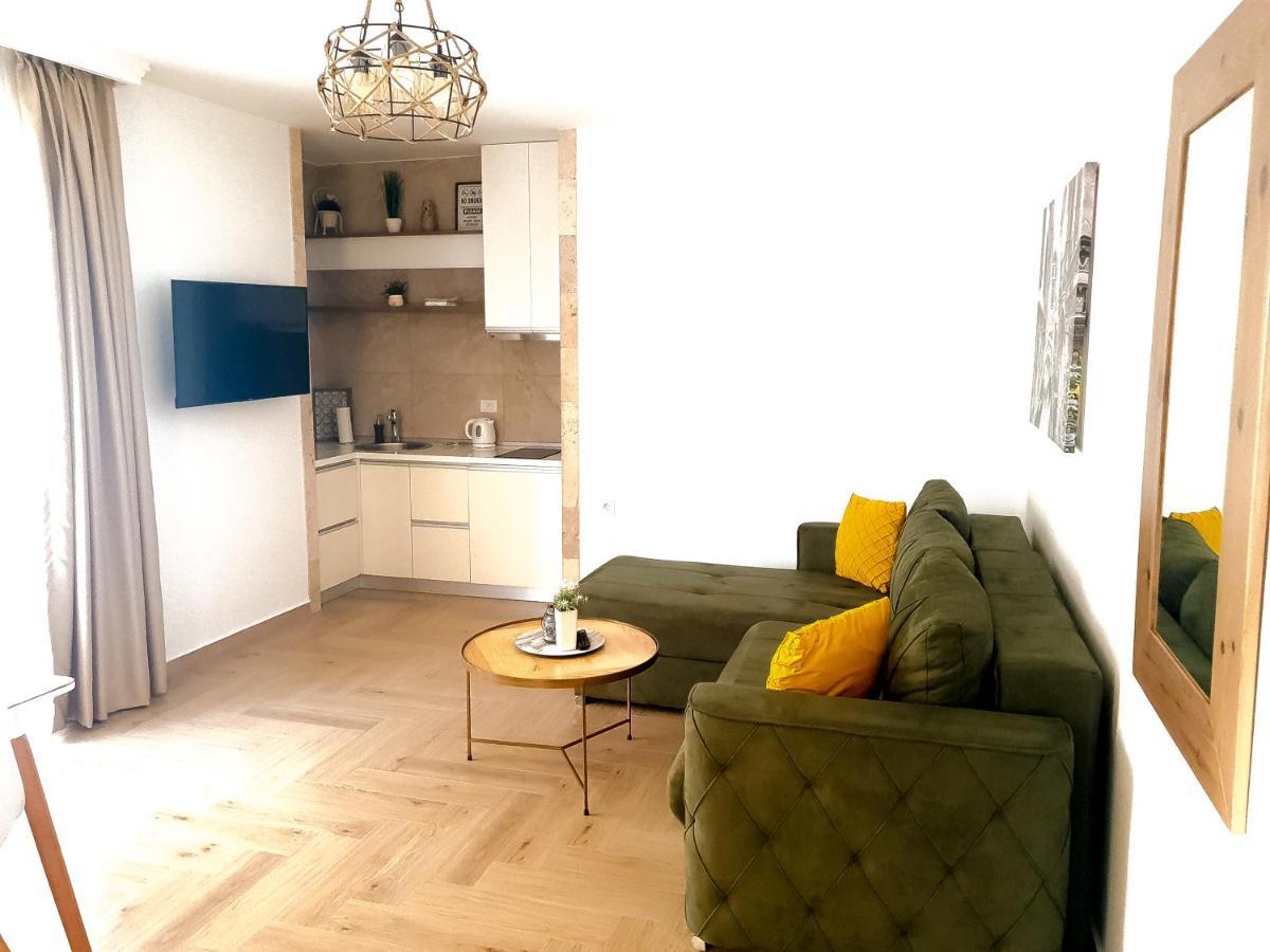 LaCasa Apartments Ulcinj Bagian luar foto