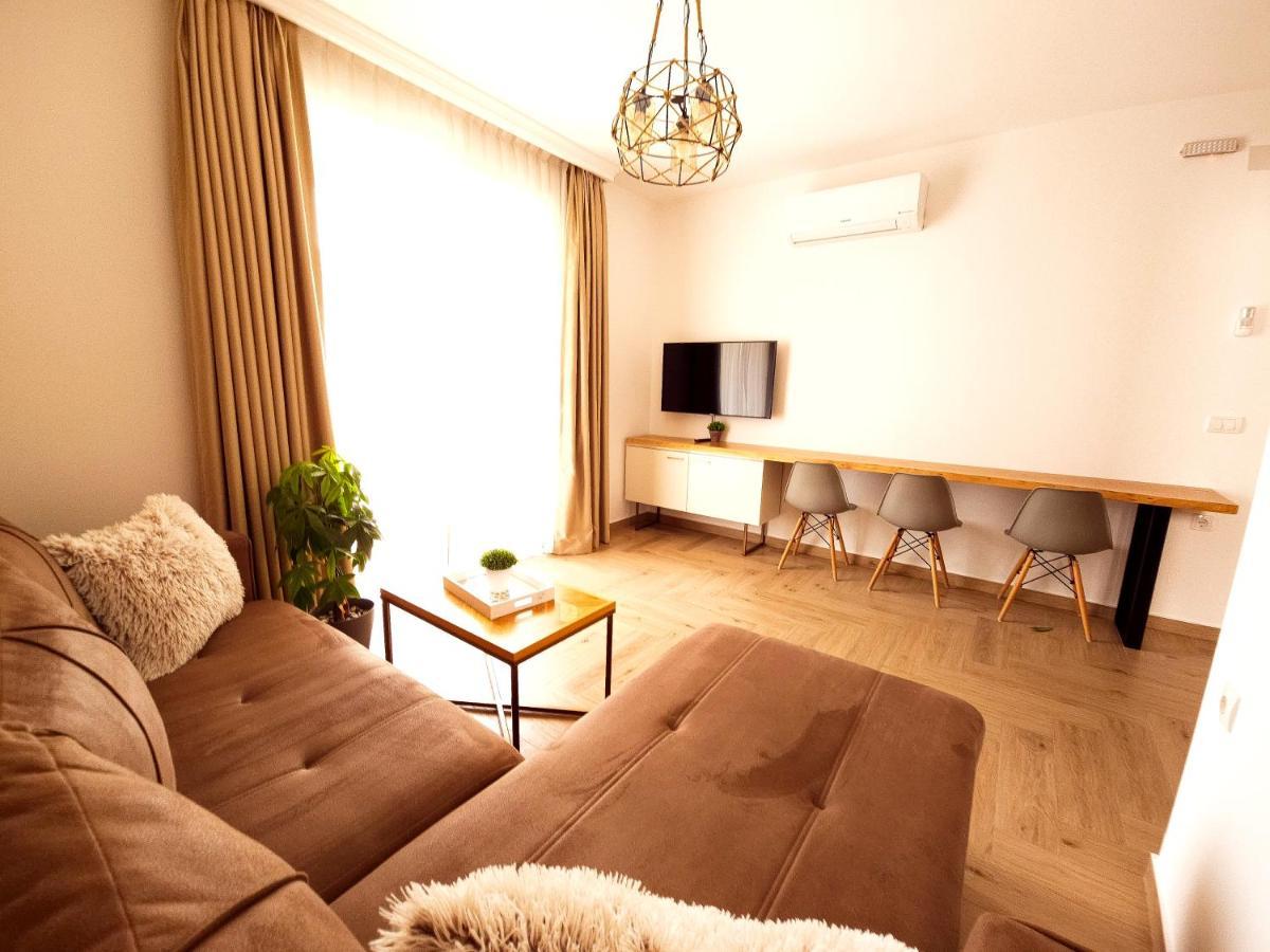 LaCasa Apartments Ulcinj Bagian luar foto