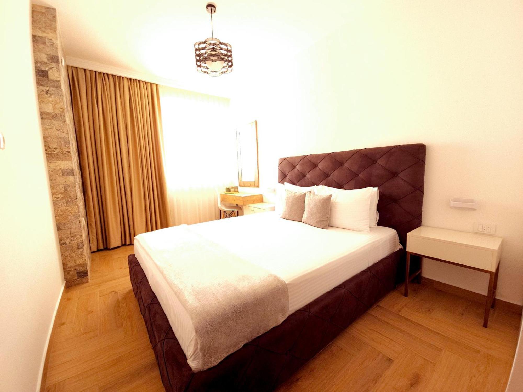 LaCasa Apartments Ulcinj Bagian luar foto