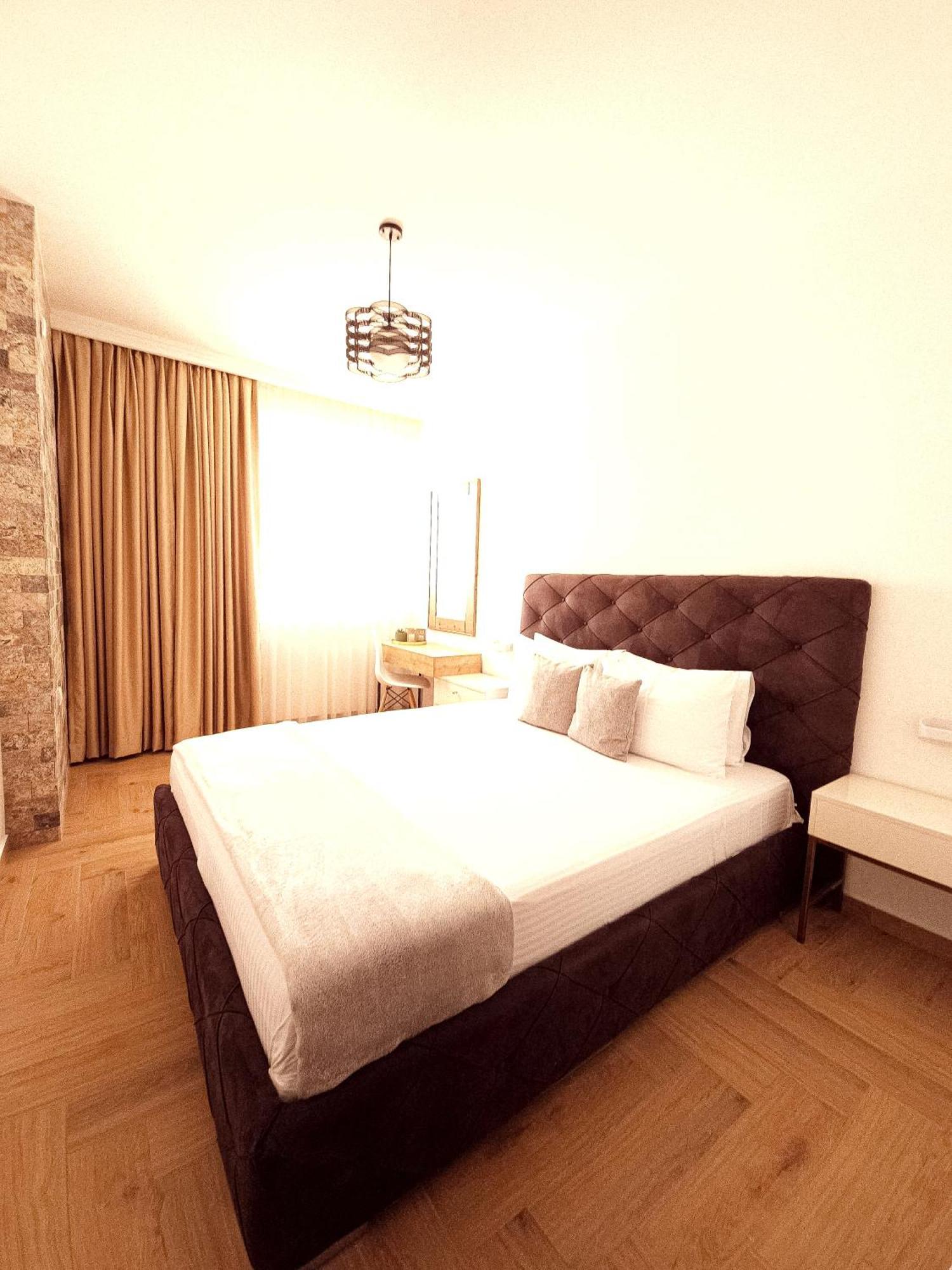 LaCasa Apartments Ulcinj Bagian luar foto